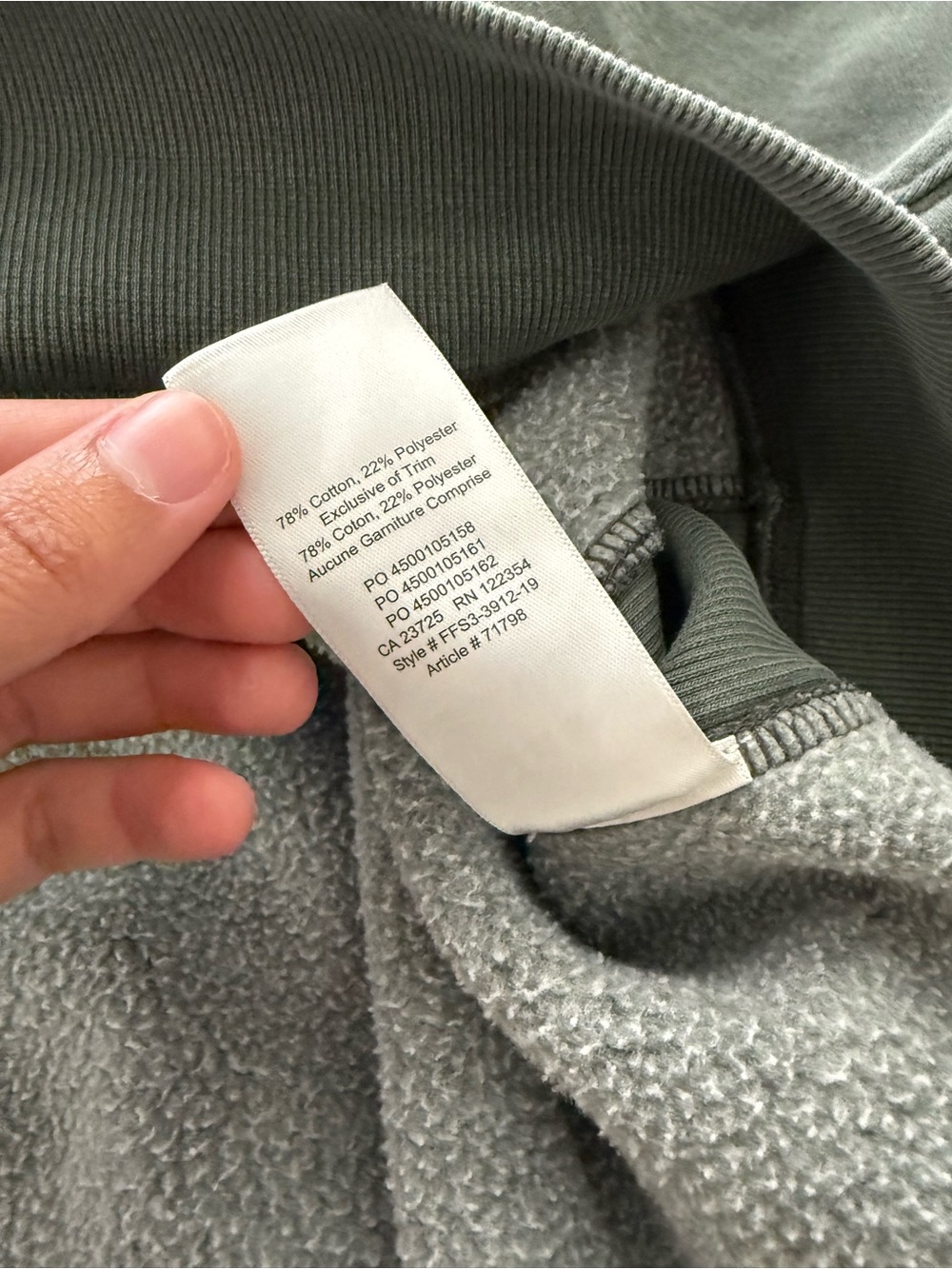 Aritzia TNA Oversized Olive Green Sweatfleece Hoodie - Picture 9 of 9